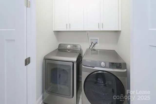 $2,500 | 3806 Freedom Drive, Charlotte, NC 28208