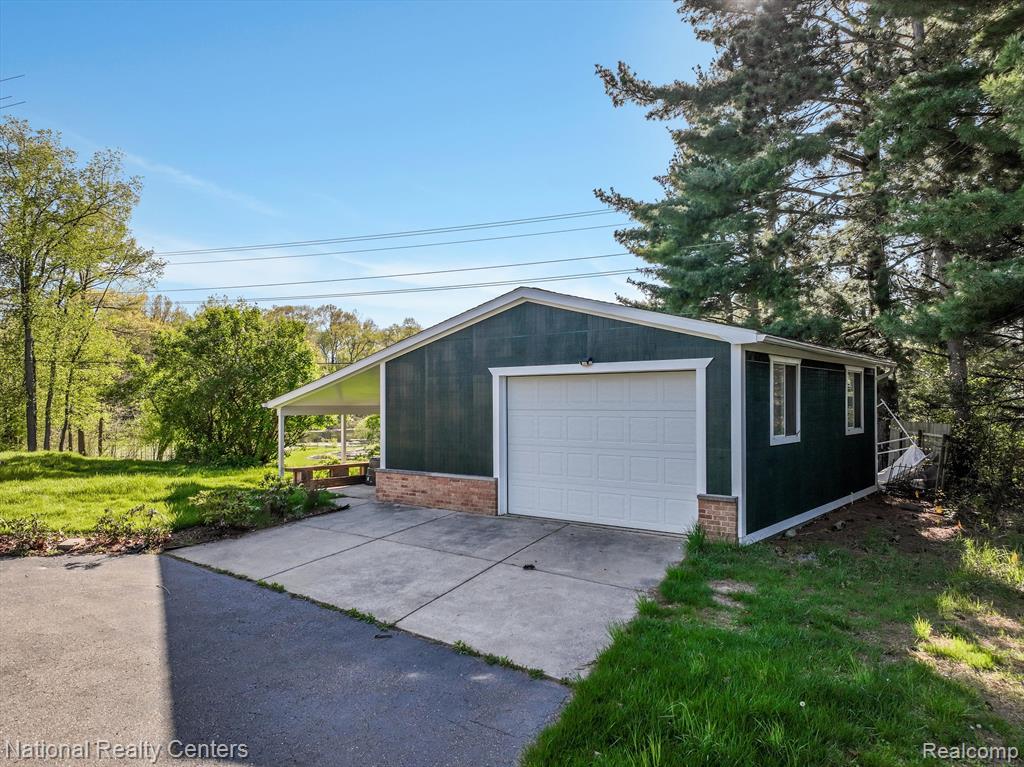 333 North Eager Road Howell, MI 48843 - Photo 30 of 45