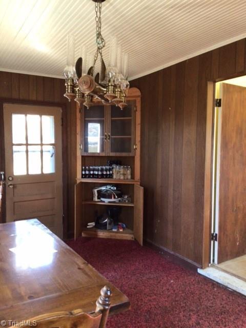 3050 Briarcliffe Road Winston-Salem, NC 27106 - Photo 8 of 24 Living Room Front entrance