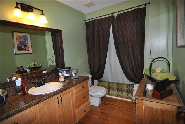 2004 Lawrence Lane Springfield, TN 37172 - Photo 12 of 30 a bathroom with a sink and a mirror
