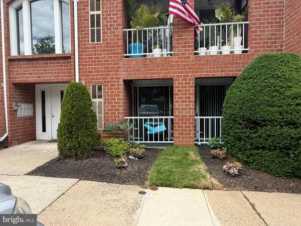 $2,000 | 12021 Bustleton Avenue, Unit 11, Philadelphia, PA 19116