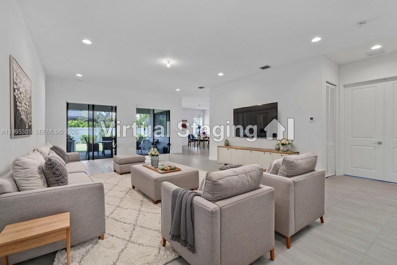 4528 Southwest 178th Avenue Miramar, FL 33029 - Photo 3 of 24 Virtual Staging AI