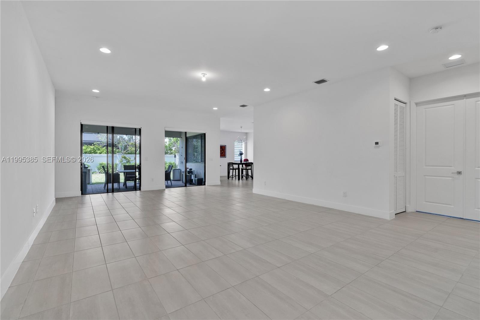 4528 Southwest 178th Avenue Miramar, FL 33029 - Photo 4 of 24