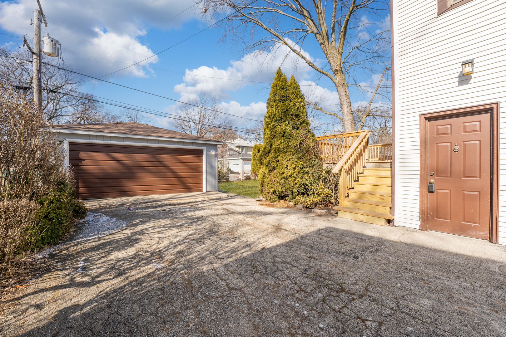 1035 South Ridgeland Avenue Oak Park, IL 60304 - Photo 31 of 33 a view of empty room with a fireplace and chandelier