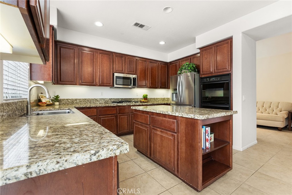 45454 Seagull Way Temecula, CA 92592 - Photo 14 of 62