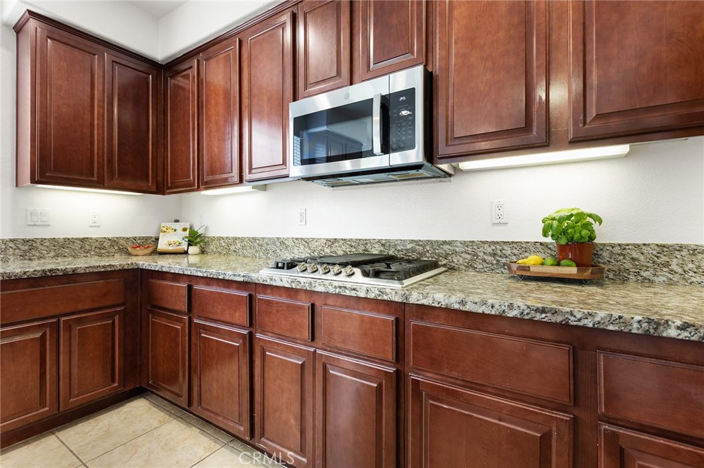 45454 Seagull Way Temecula, CA 92592 - Photo 18 of 62