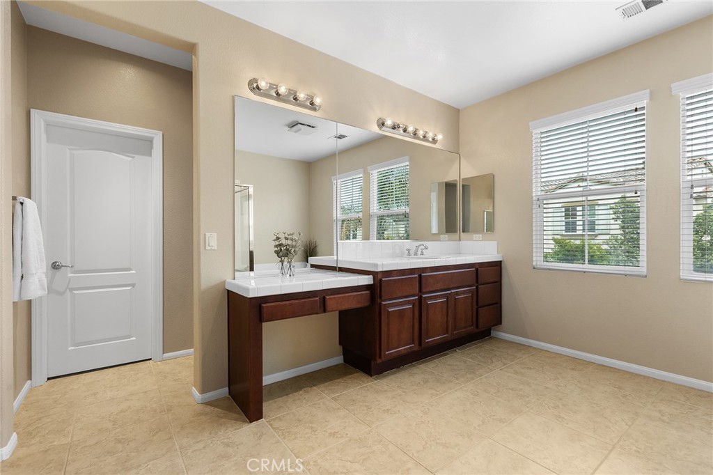 45454 Seagull Way Temecula, CA 92592 - Photo 32 of 62