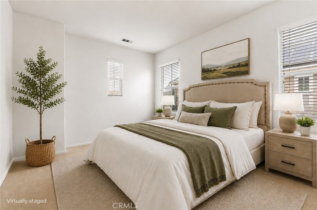 45454 Seagull Way Temecula, CA 92592 - Photo 33 of 62 junior suite w/private bathroom