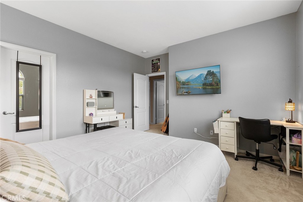 45454 Seagull Way Temecula, CA 92592 - Photo 36 of 62 secondary bedroom