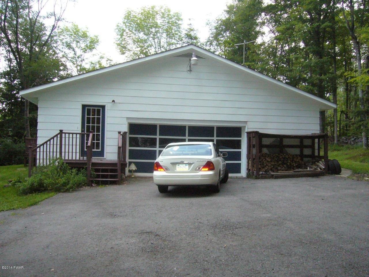 385 Lake Como Rd Lake Lake Como, PA 18437 - Photo 2 of 24