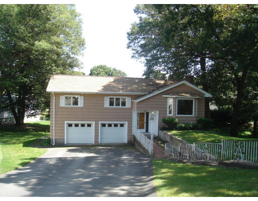 21 Ginn Road Winchester, MA 01890 - Photo 4 of 10