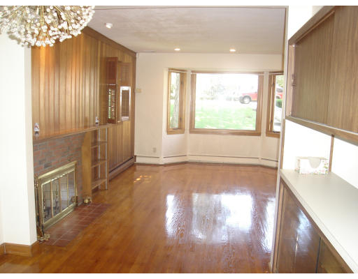 21 Ginn Road Winchester, MA 01890 - Photo 5 of 10