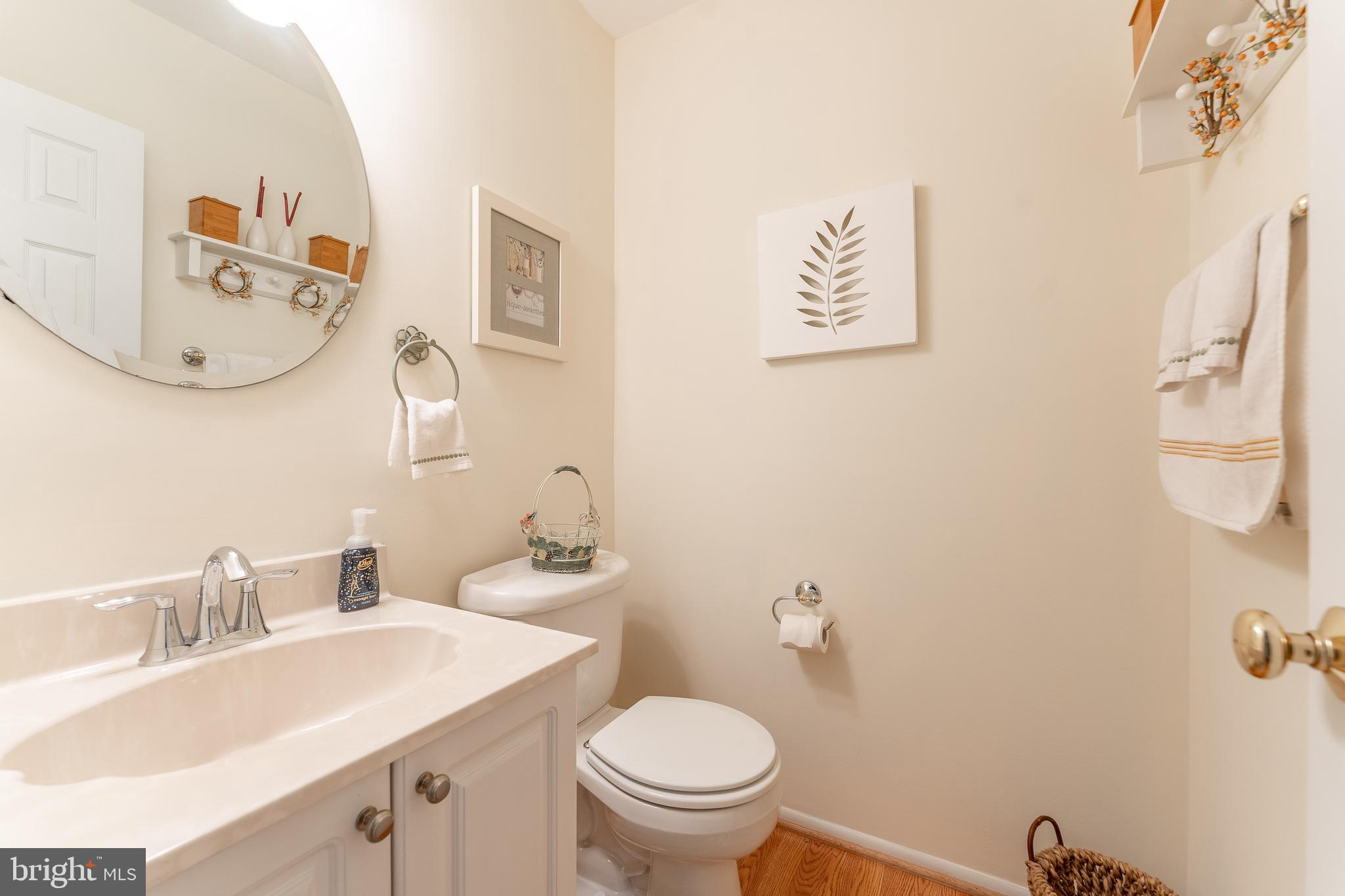 345 Ellis Road Havertown, PA 19083 - Photo 28 of 47 a bathroom with a granite countertop toilet sink and mirror