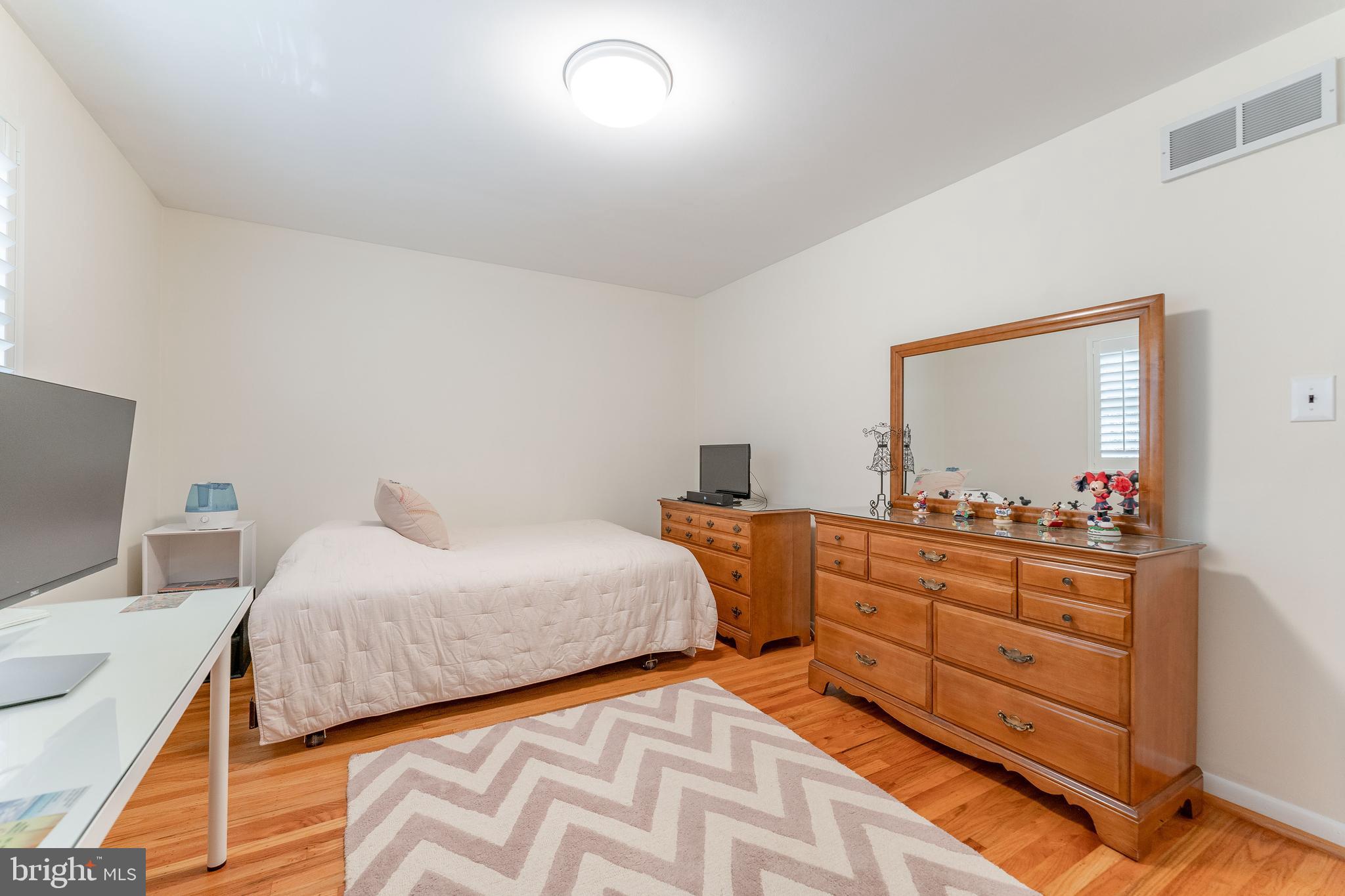 345 Ellis Road Havertown, PA 19083 - Photo 42 of 47 a bedroom with two beds and painting on the wall