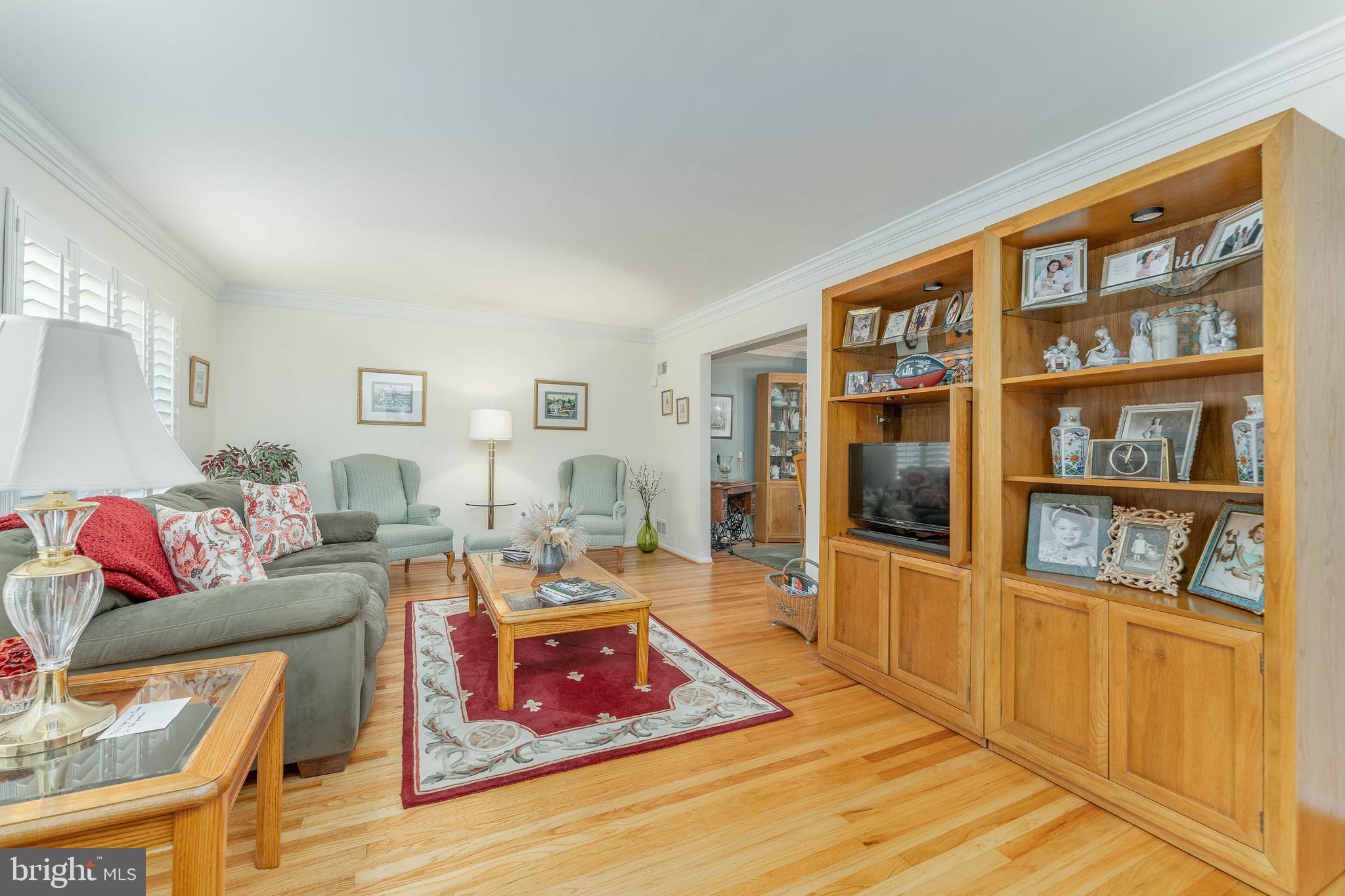 345 Ellis Road Havertown, PA 19083 - Photo 7 of 47 a living room with furniture and a flat screen tv