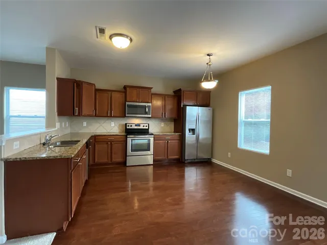 $2,150 | 3830 Broadview Lane, Gastonia, NC 28056