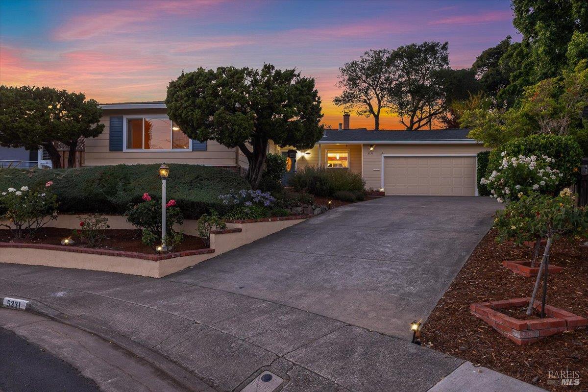 5331 Diane Way Santa Rosa, CA 95409 - Photo 1 of 1 Twilight pictures