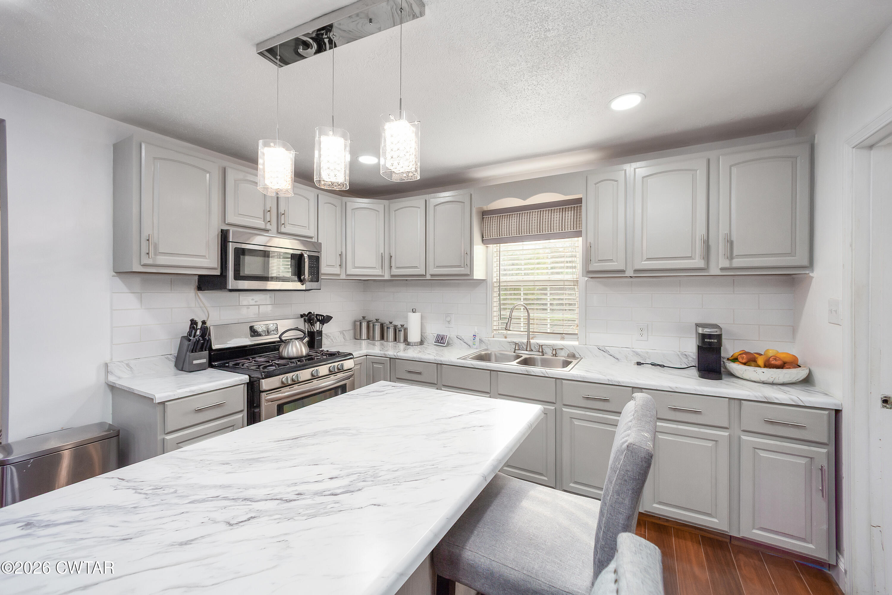 29 Carlos Street Jackson, TN 38301 - Photo 13 of 27 kitchen