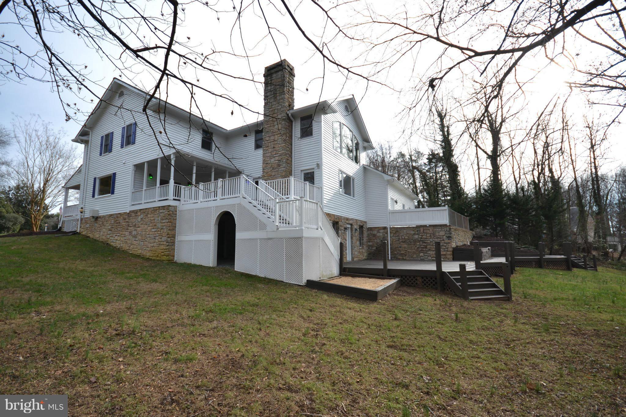 1567 St Margarets Road Annapolis, MD 21409 - Photo 26 of 28 Exterior (Rear)