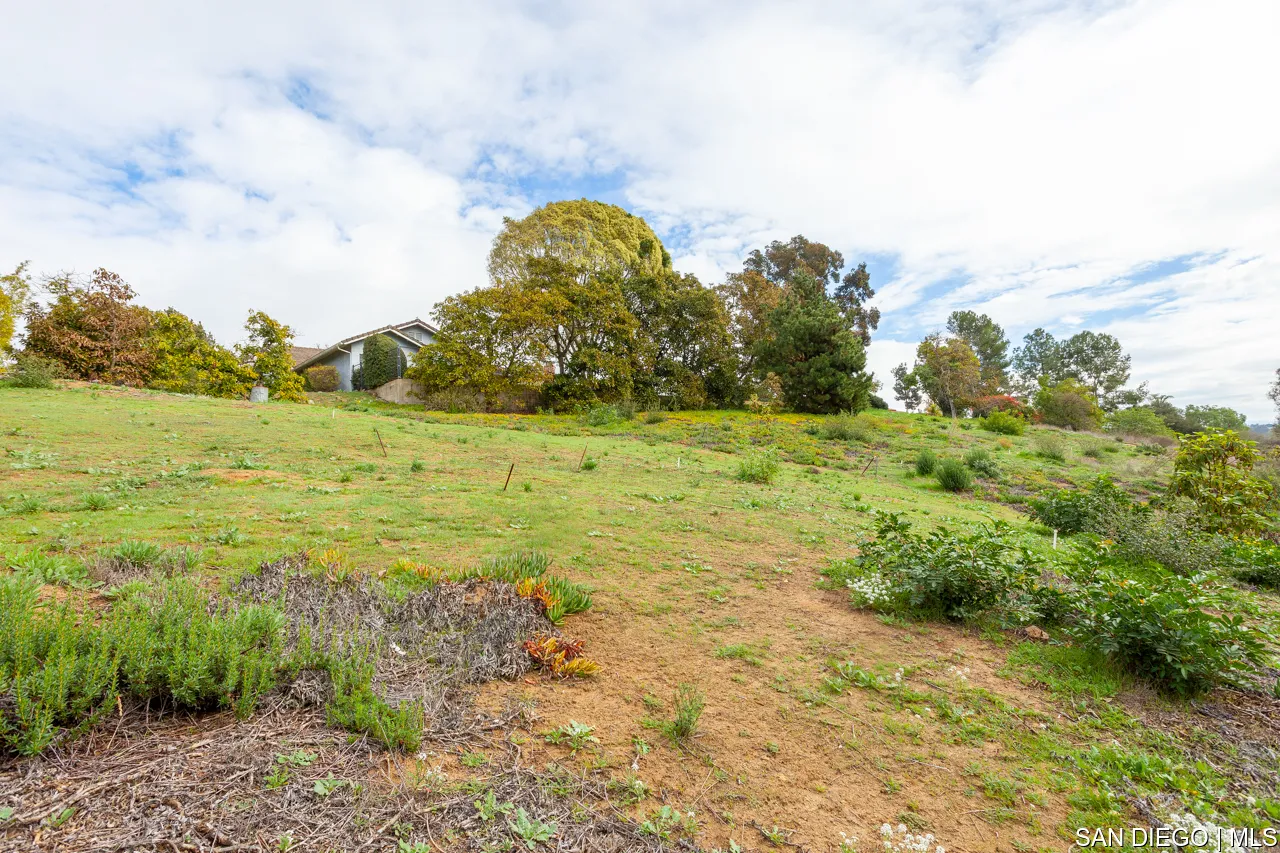 619 Elm Tree Lane Fallbrook, CA 92028 - Photo 21 of 28 a view of an ocean and beach