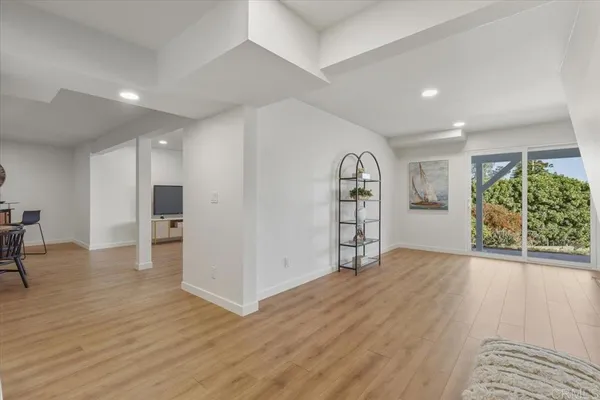 $4,550,000 | 557 Canyon Drive, Solana Beach, CA 92075