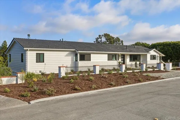 $4,550,000 | 557 Canyon Drive, Solana Beach, CA 92075