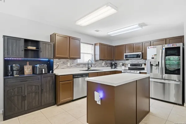 $410,000 | 11622 Shotgun Way, Helotes, TX 78023