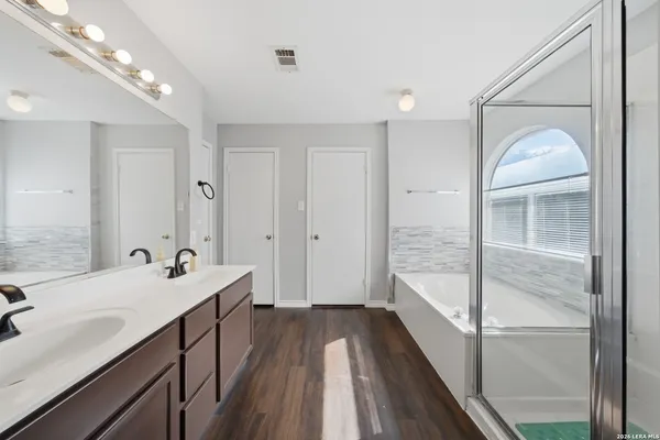 $410,000 | 11622 Shotgun Way, Helotes, TX 78023