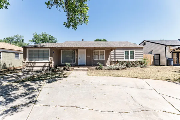 $279,000 | 2616 28th Street, Lubbock, TX 79410