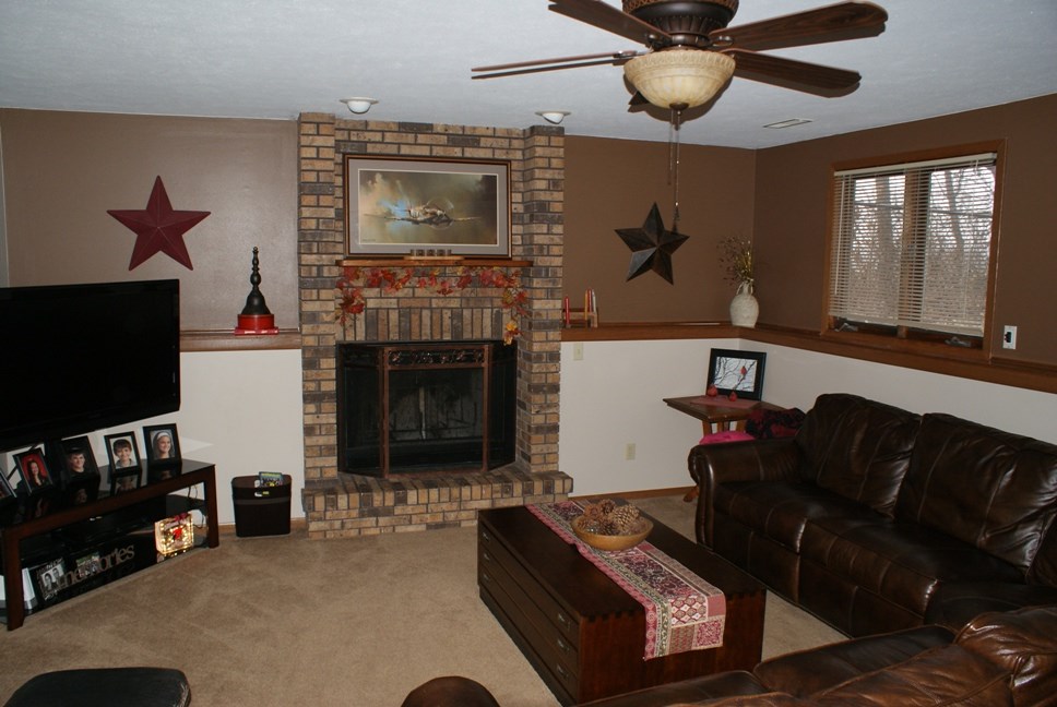 15648 East Royster Road Davis Junction, IL 61020 - Photo 8 of 19 Gallery Image 8