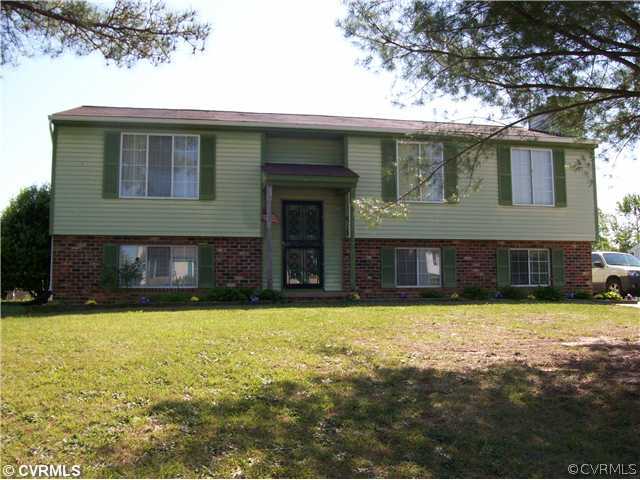 303 Buffalo Road Richmond, VA 23223 - Photo 1 of 6 Exterior Front