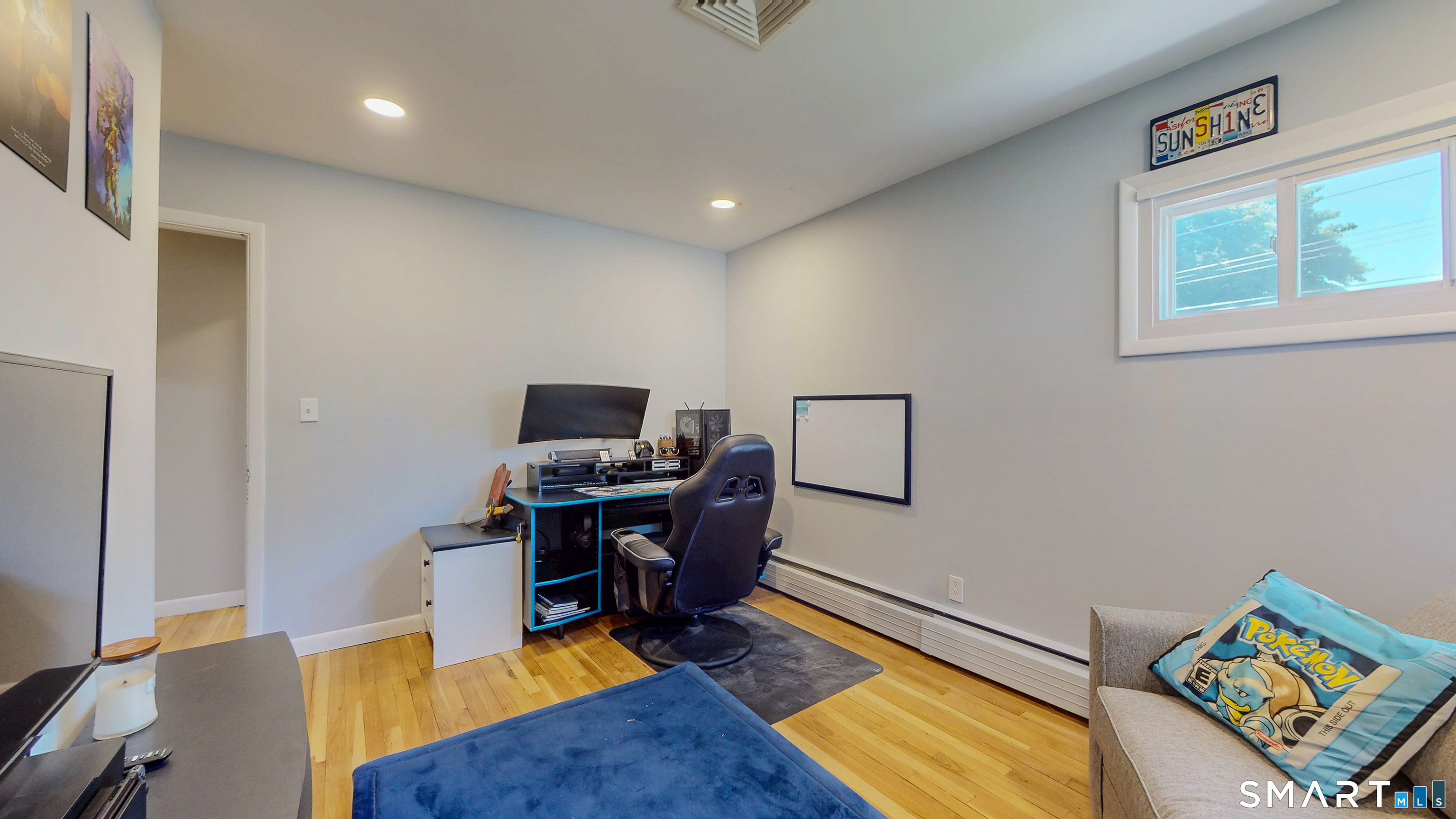 347 Edison Road Trumbull, CT 06611 - Photo 28 of 38