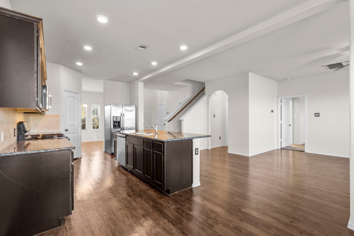 506 Waterside Ridge Lane La Marque, TX 77568 - Photo 16 of 43