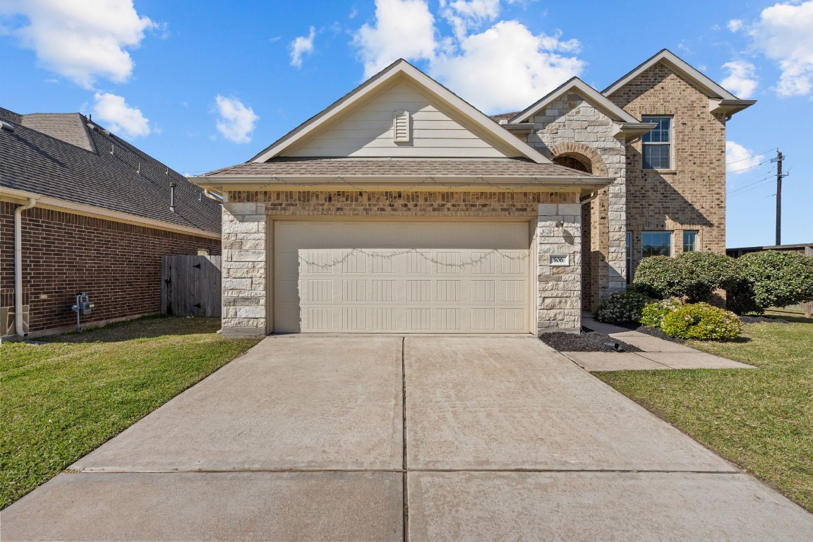 506 Waterside Ridge Lane La Marque, TX 77568 - Photo 3 of 43