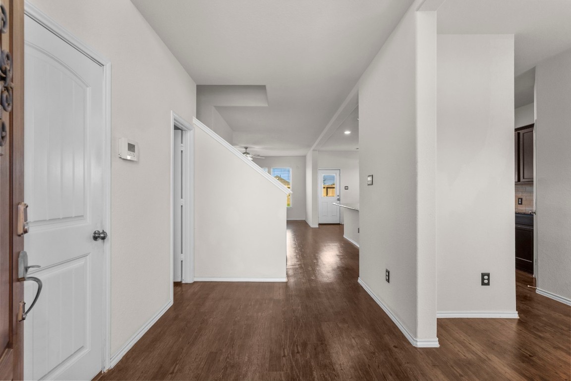 506 Waterside Ridge Lane La Marque, TX 77568 - Photo 5 of 43