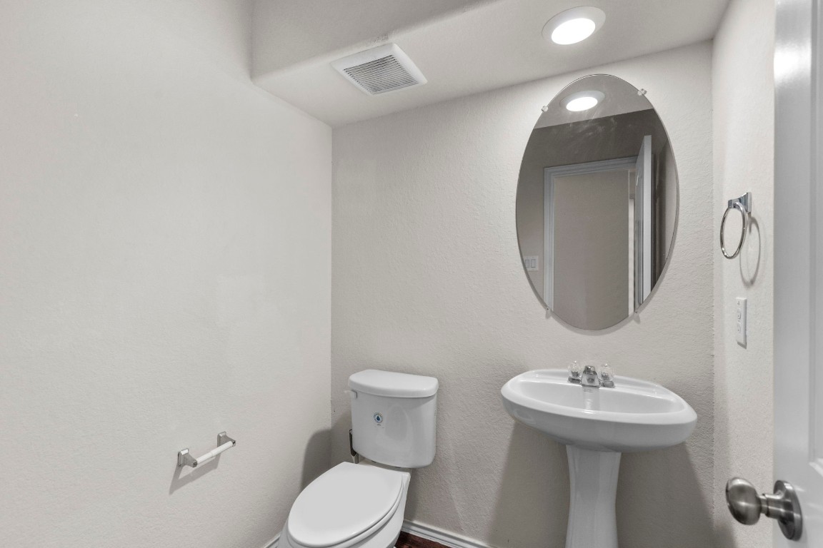 506 Waterside Ridge Lane La Marque, TX 77568 - Photo 8 of 43