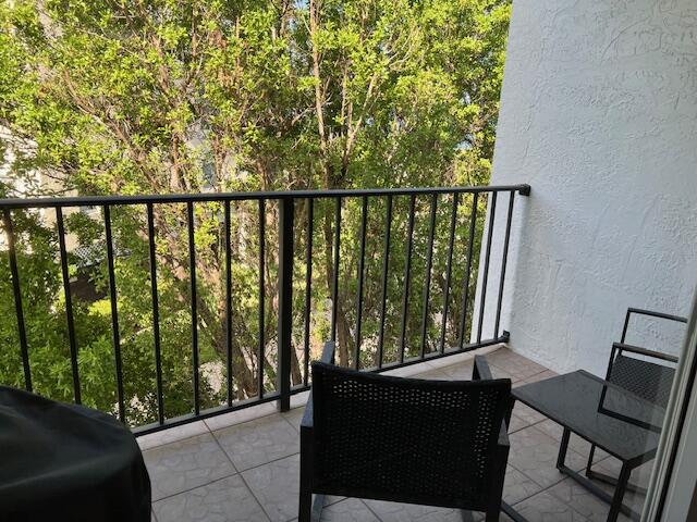 87465 Old Highway, Unit 224 Islamorada, FL 33036 - Photo 5 of 39 a view of a balcony with furniture