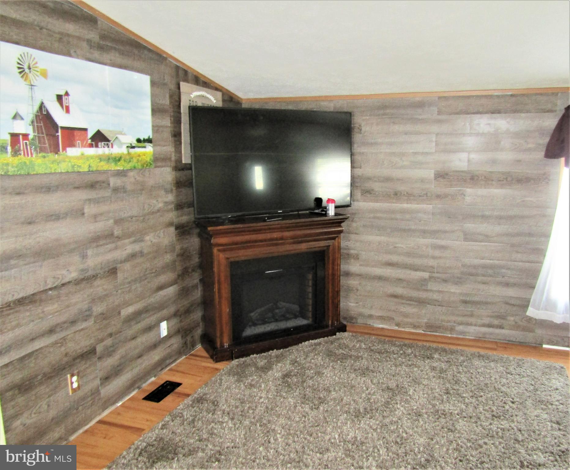 295 B Rips Drive Lothian, MD 20711 - Photo 12 of 36 Gallery Image 12