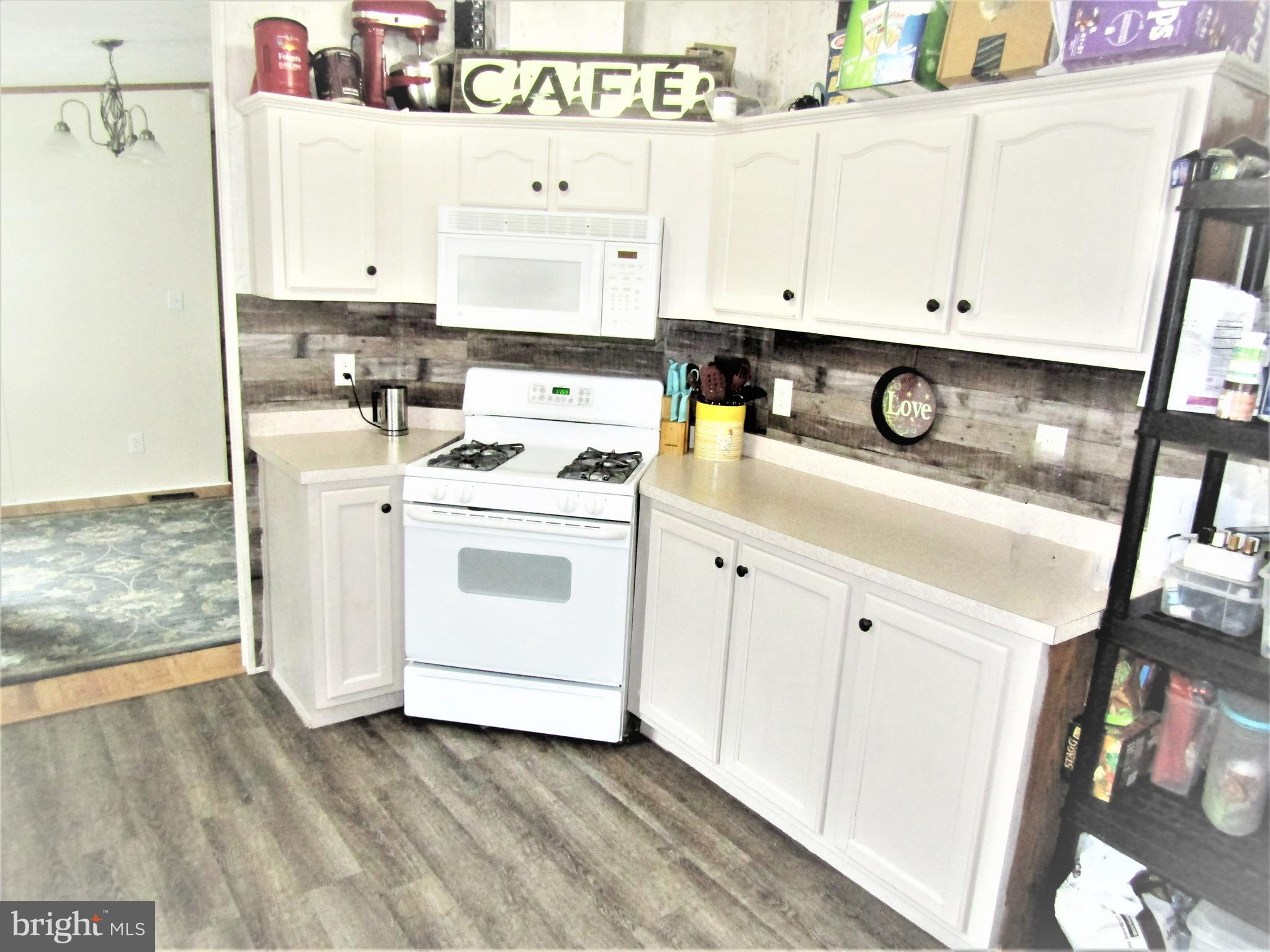295 B Rips Drive Lothian, MD 20711 - Photo 4 of 36 Gallery Image 4