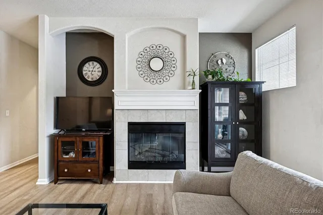 $340,000 | 22960 East Roxbury Drive, Unit F, Aurora, CO 80016