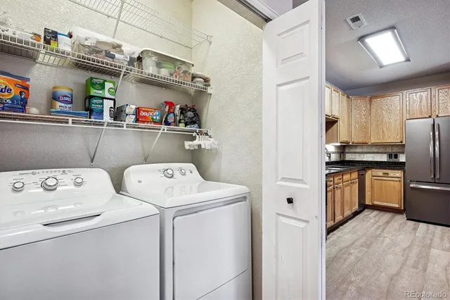 $340,000 | 22960 East Roxbury Drive, Unit F, Aurora, CO 80016