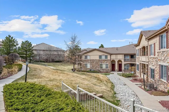 $340,000 | 22960 East Roxbury Drive, Unit F, Aurora, CO 80016