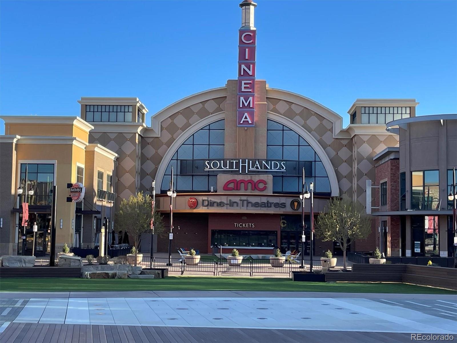 22960 East Roxbury Drive, Unit F Aurora, CO 80016 - Photo 43 of 43 a view of a building with sitting area