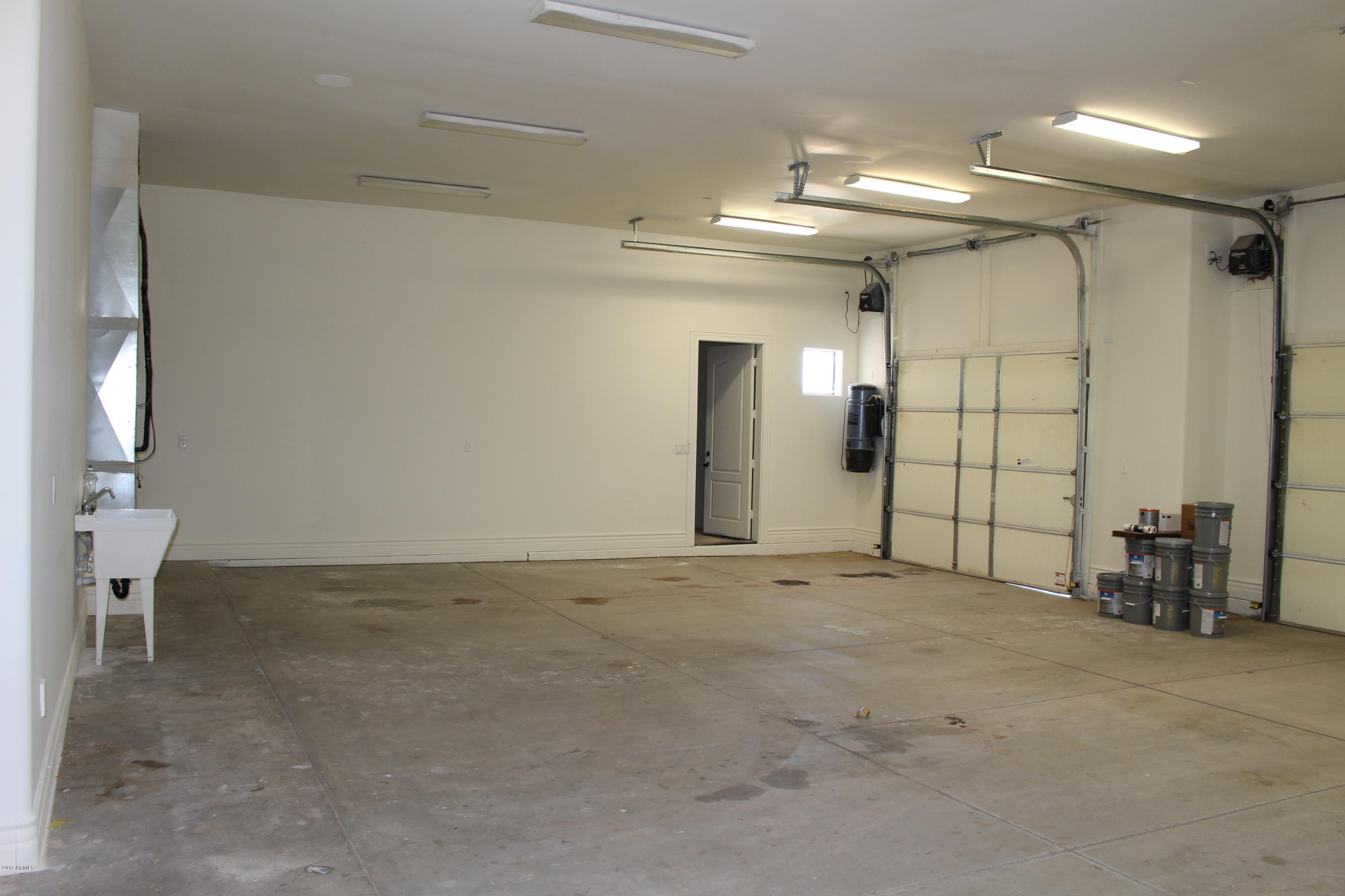 29981 West Marsh Road Casa Grande, AZ 85193 - Photo 36 of 38 Huge 3 car garage