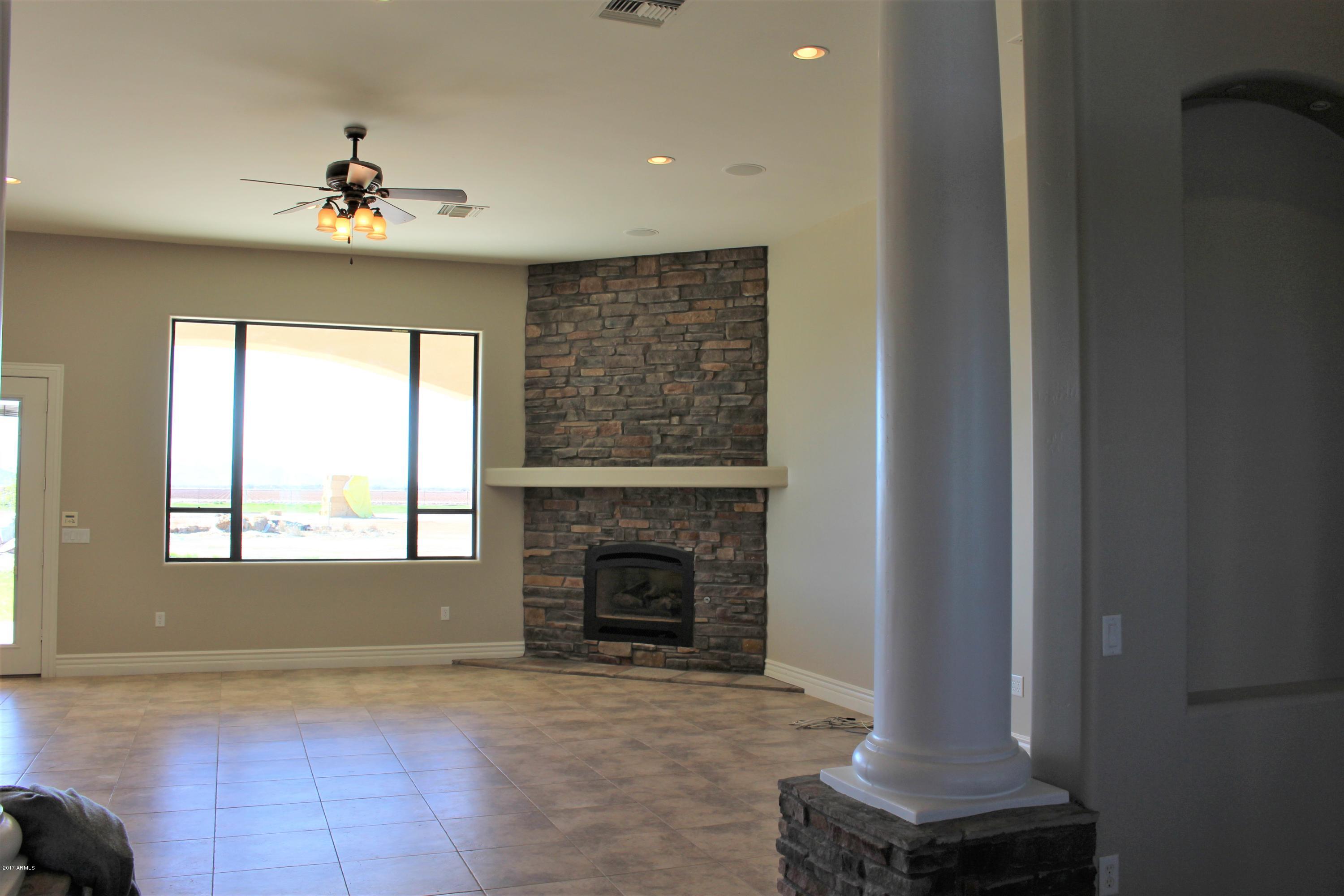 29981 West Marsh Road Casa Grande, AZ 85193 - Photo 9 of 38 Family room