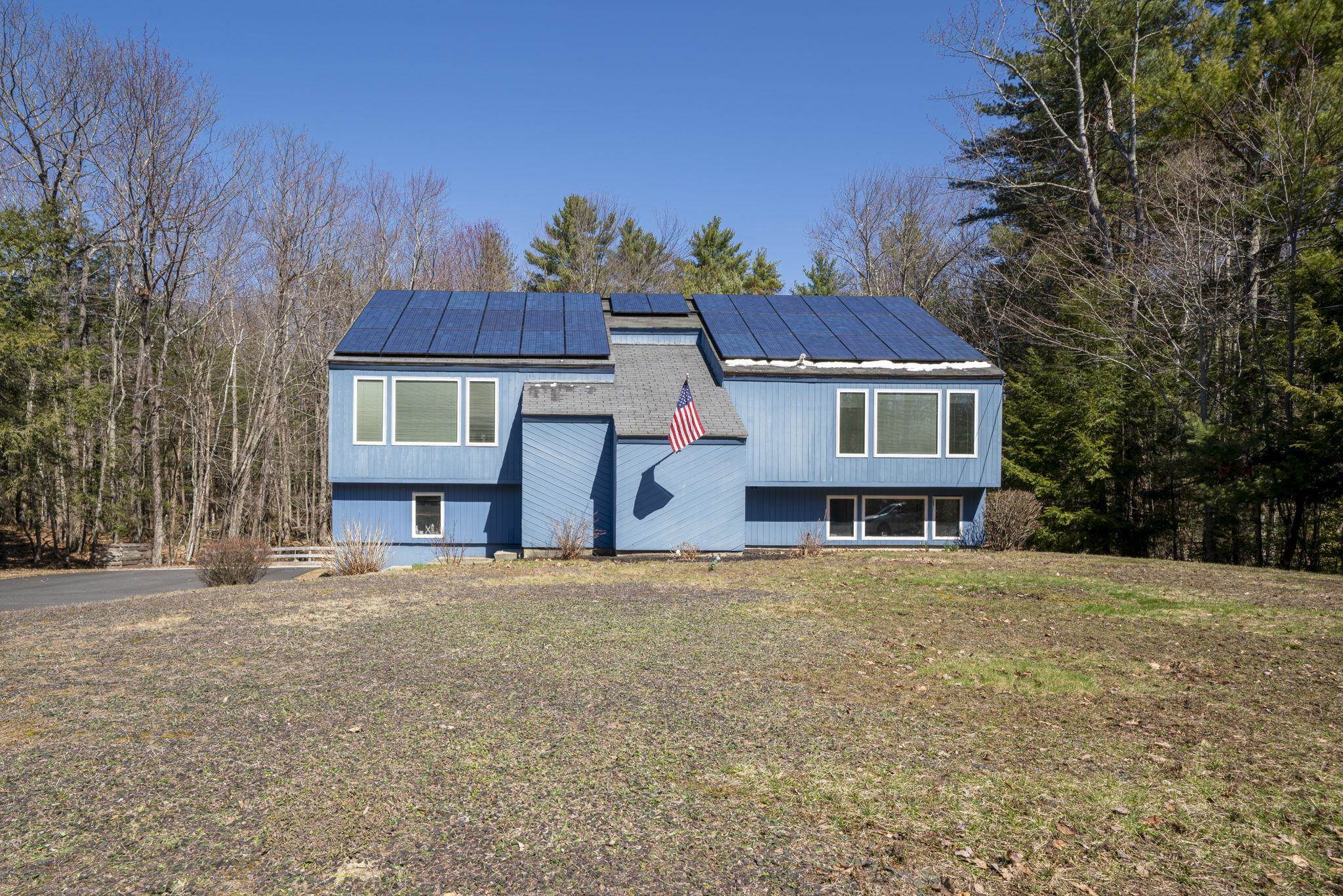 49 Birkdale Road Bedford, NH 03110 - Photo 2 of 57