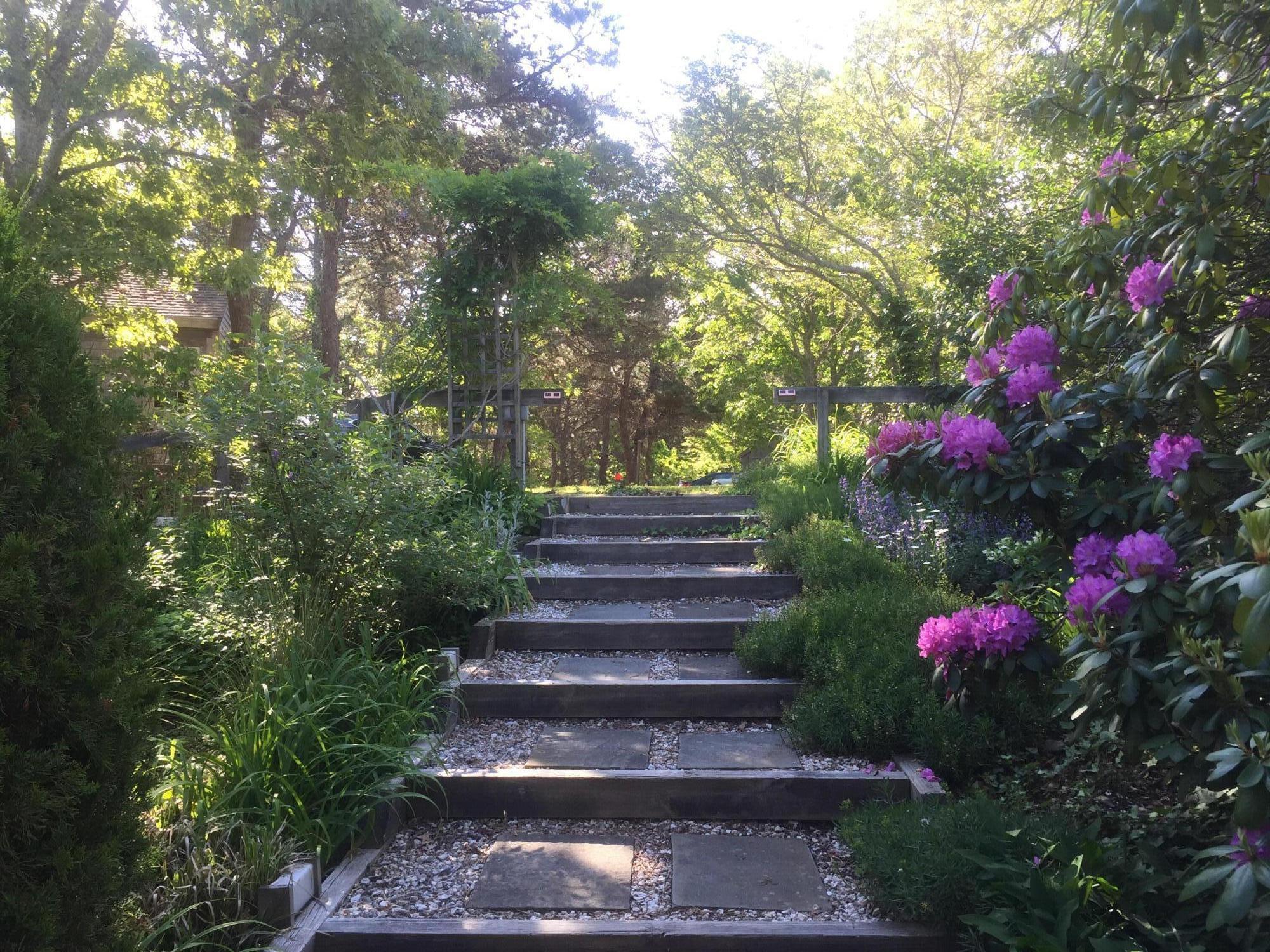 9 Kinnikinnick Road Truro, MA 02666 - Photo 10 of 38 FRONT WALKWAY TO MAIN HOUSE