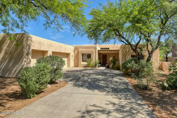 $799,000 | 8865 East Honeybear Place, Tucson, AZ 85749