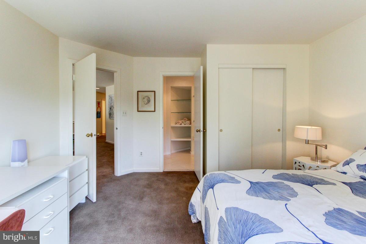 11570 Hemingway Drive Reston, VA 20194 - Photo 19 of 30 Bedroom