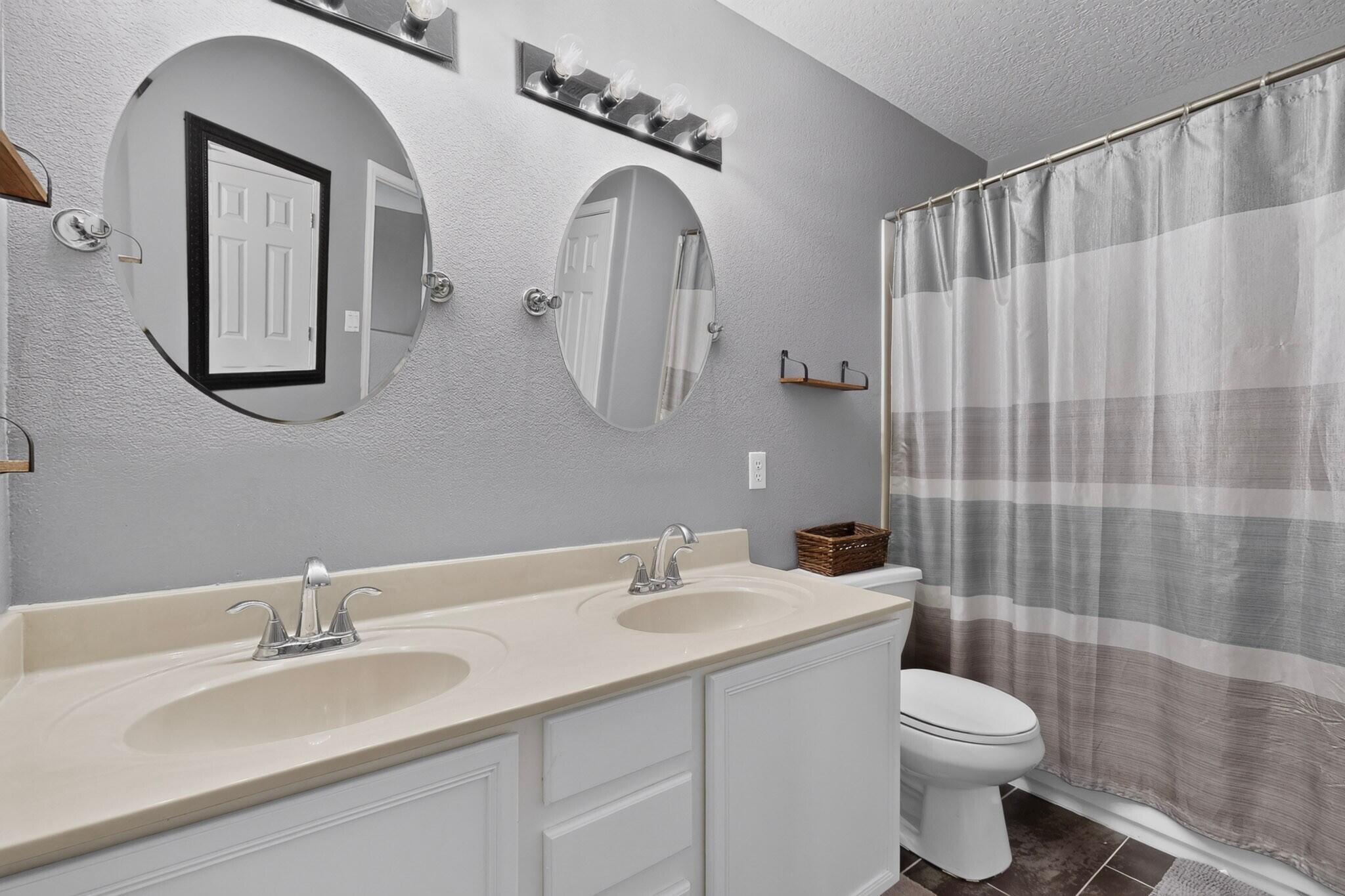 6512 Hurley Court Northeast Rio Rancho, NM 87144 - Photo 24 of 50 Gallery Image 24